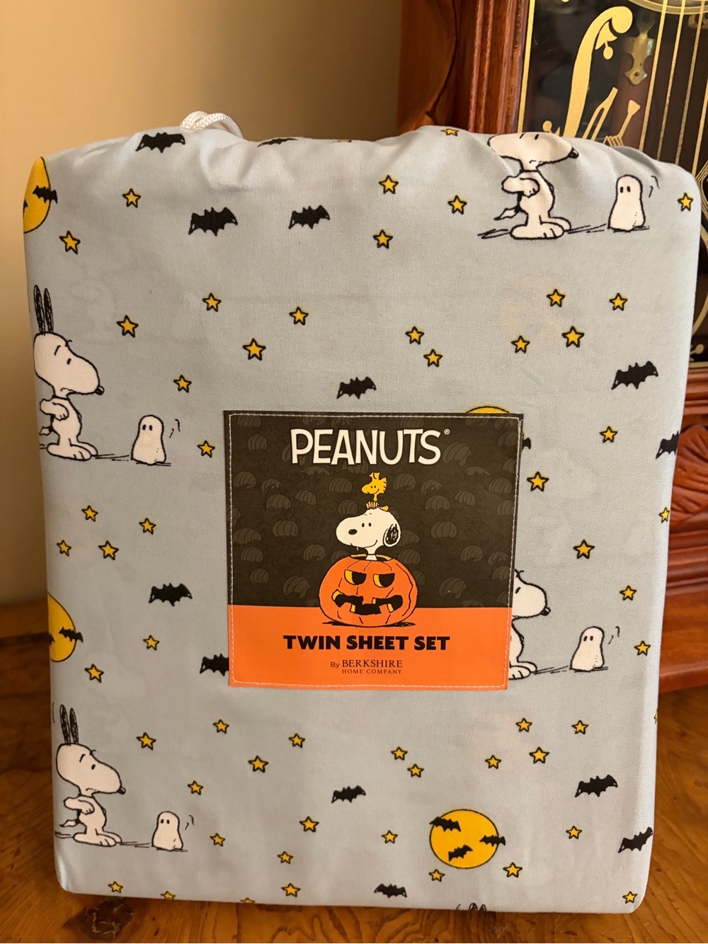 Berkshire Peanuts Snoopy Halloween Sheet Set - Light Blue, Yellow, Black